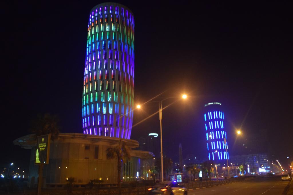 Orbi Sea Towers Apart Hotel Batumi Exterior photo